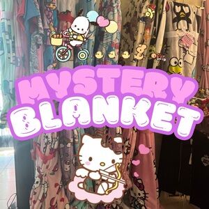 MYSTERY HELLO KITTY SANRIO BLANKET